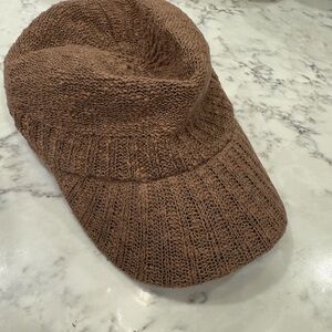 Brown Knit Cap - Like new